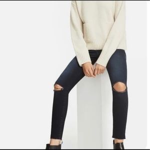 FRAME Le High Skinny Sterling Knee Distressed Jeans Size 25 Dark Wash Raw Hem.